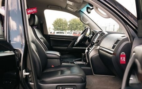 Toyota Land Cruiser 200, 2012 год, 3 530 000 рублей, 21 фотография