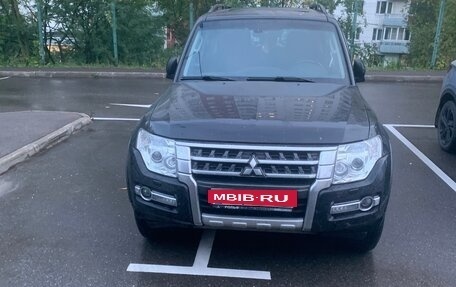 Mitsubishi Pajero IV, 2014 год, 2 850 000 рублей, 7 фотография