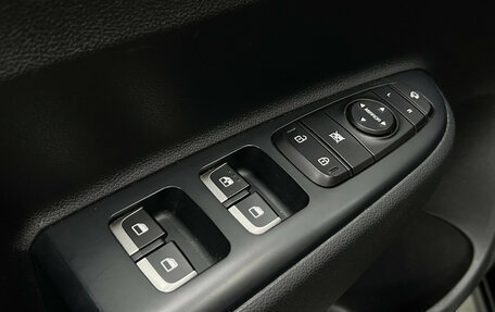 KIA Rio IV, 2021 год, 1 640 000 рублей, 7 фотография