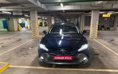 Toyota Camry, 2018 год, 2 650 000 рублей, 1 фотография
