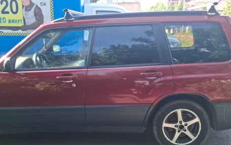 Subaru Forester, 1998 год, 240 000 рублей, 2 фотография