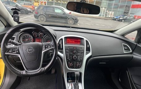 Opel Astra J, 2013 год, 900 000 рублей, 11 фотография