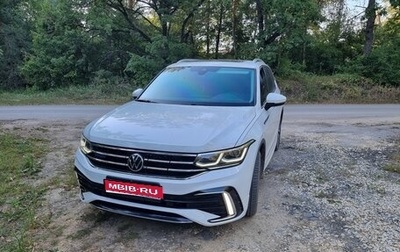 Volkswagen Tiguan II, 2022 год, 3 400 000 рублей, 1 фотография