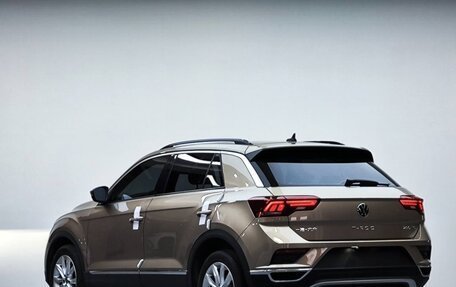 Volkswagen T-Roc I, 2021 год, 1 850 000 рублей, 4 фотография