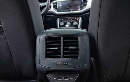 Volkswagen T-Roc I, 2021 год, 1 850 000 рублей, 8 фотография