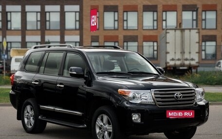 Toyota Land Cruiser 200, 2014 год, 4 399 000 рублей, 3 фотография