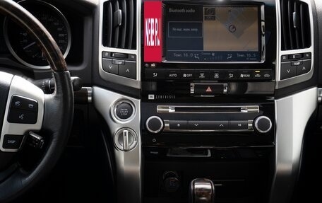 Toyota Land Cruiser 200, 2014 год, 4 399 000 рублей, 25 фотография