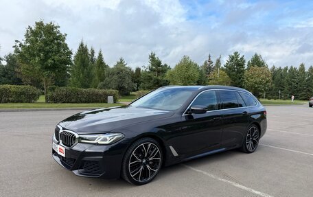 BMW 5 серия, 2022 год, 6 900 000 рублей, 2 фотография