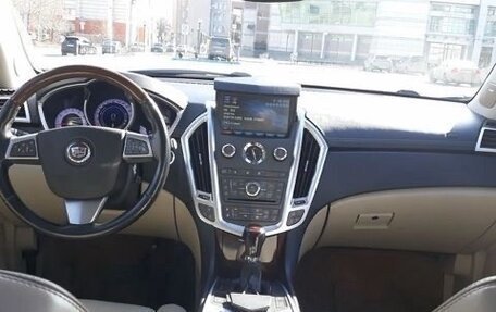 Cadillac SRX II рестайлинг, 2011 год, 1 000 000 рублей, 5 фотография