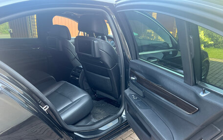 BMW 7 серия, 2012 год, 2 300 000 рублей, 16 фотография