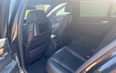 BMW 7 серия, 2012 год, 2 300 000 рублей, 17 фотография
