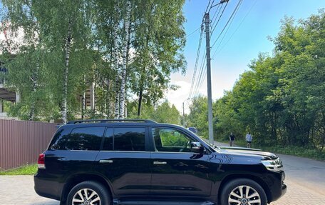 Toyota Land Cruiser 200, 2016 год, 5 700 000 рублей, 7 фотография