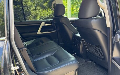 Toyota Land Cruiser 200, 2016 год, 5 700 000 рублей, 16 фотография