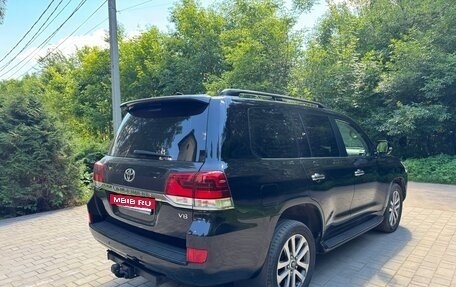 Toyota Land Cruiser 200, 2016 год, 5 700 000 рублей, 8 фотография