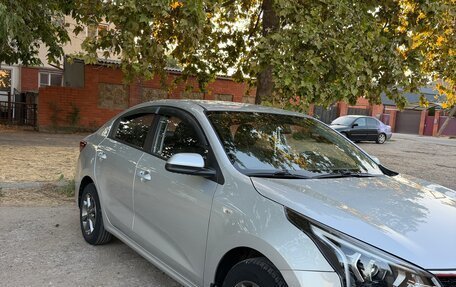 KIA Rio IV, 2021 год, 1 875 000 рублей, 3 фотография