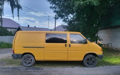 Volkswagen Transporter T4, 1992 год, 370 000 рублей, 2 фотография