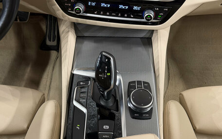 BMW 5 серия, 2018 год, 3 950 000 рублей, 11 фотография