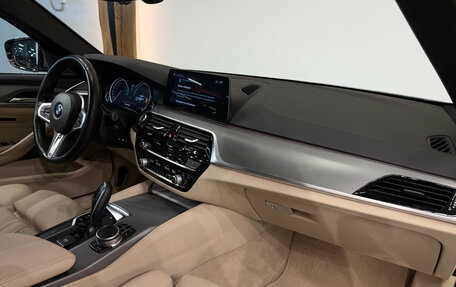 BMW 5 серия, 2018 год, 3 950 000 рублей, 17 фотография