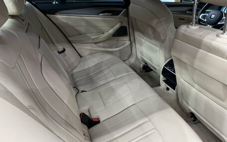BMW 5 серия, 2018 год, 3 950 000 рублей, 20 фотография