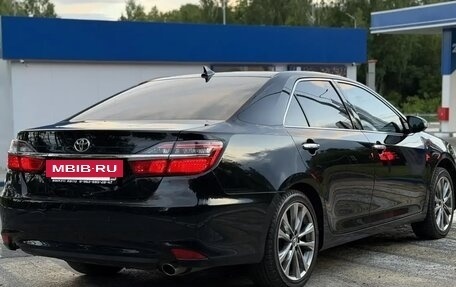 Toyota Camry, 2016 год, 1 900 000 рублей, 7 фотография