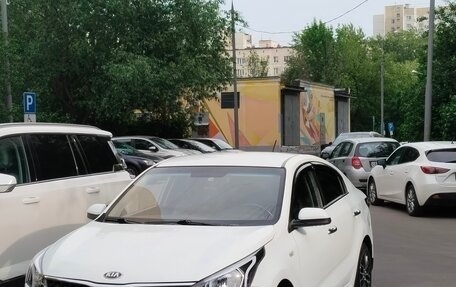 KIA Rio IV, 2018 год, 1 100 000 рублей, 5 фотография
