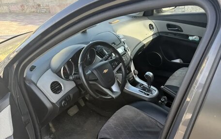 Chevrolet Cruze II, 2014 год, 860 000 рублей, 10 фотография