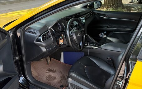 Toyota Camry, 2021 год, 1 650 000 рублей, 5 фотография