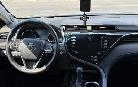 Toyota Camry, 2020 год, 3 150 000 рублей, 11 фотография