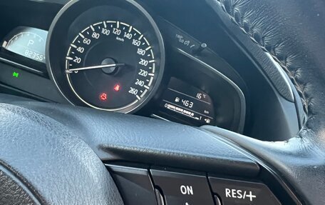 Mazda 3, 2018 год, 1 780 000 рублей, 13 фотография