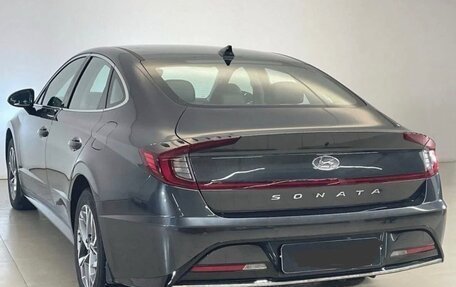 Hyundai Sonata VIII, 2021 год, 2 600 000 рублей, 4 фотография