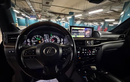 Lexus LX III, 2017 год, 6 050 000 рублей, 9 фотография