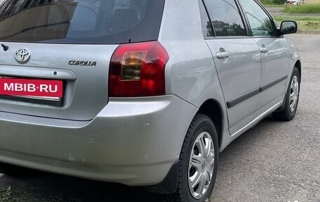 Toyota Corolla, 2003 год, 330 000 рублей, 4 фотография