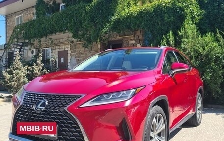 Lexus RX IV рестайлинг, 2020 год, 4 900 000 рублей, 3 фотография