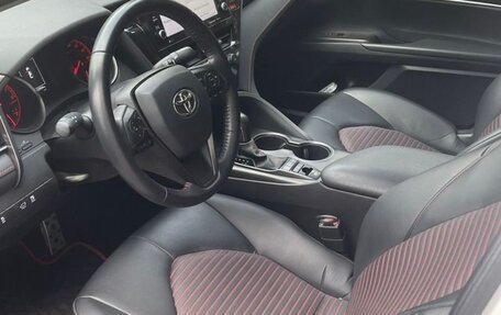 Toyota Camry, 2021 год, 3 000 000 рублей, 7 фотография