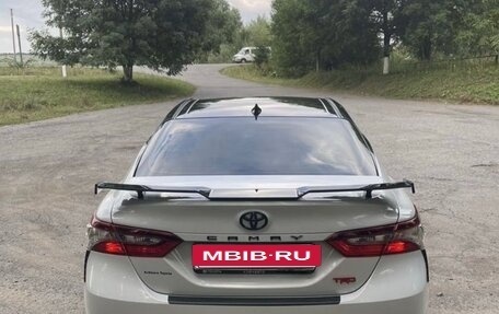 Toyota Camry, 2021 год, 3 000 000 рублей, 6 фотография