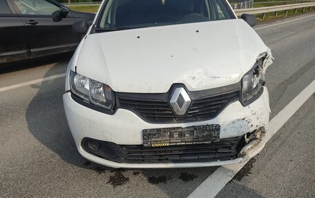 Renault Logan II, 2014 год, 375 000 рублей, 1 фотография