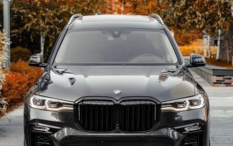 BMW X7, 2021 год, 12 444 000 рублей, 2 фотография