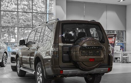 Mitsubishi Pajero IV, 2012 год, 1 799 000 рублей, 4 фотография