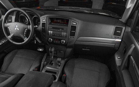 Mitsubishi Pajero IV, 2012 год, 1 799 000 рублей, 9 фотография