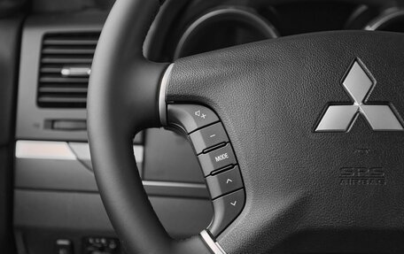 Mitsubishi Pajero IV, 2012 год, 1 799 000 рублей, 11 фотография