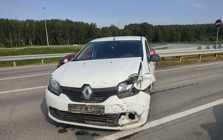 Renault Logan II, 2014 год, 375 000 рублей, 2 фотография