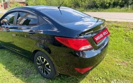 Hyundai Solaris II рестайлинг, 2016 год, 1 000 000 рублей, 5 фотография