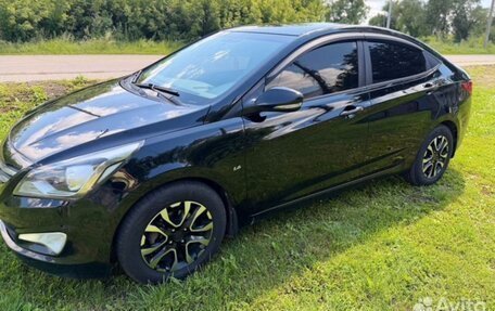 Hyundai Solaris II рестайлинг, 2016 год, 1 000 000 рублей, 16 фотография