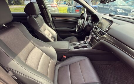 Honda Accord IX рестайлинг, 2019 год, 2 100 000 рублей, 13 фотография
