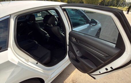 Honda Accord IX рестайлинг, 2019 год, 2 100 000 рублей, 14 фотография