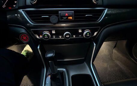 Honda Accord IX рестайлинг, 2019 год, 2 100 000 рублей, 20 фотография