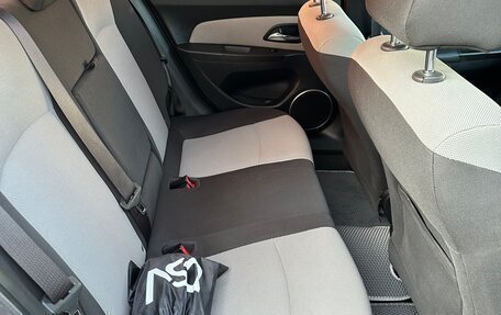 Chevrolet Cruze II, 2012 год, 800 000 рублей, 9 фотография