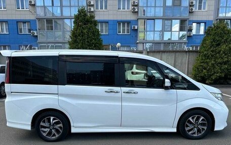 Honda Stepwgn IV, 2016 год, 1 530 000 рублей, 6 фотография