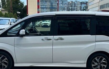 Honda Stepwgn IV, 2016 год, 1 530 000 рублей, 7 фотография