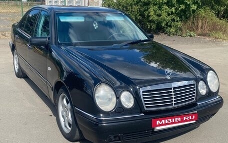 Mercedes-Benz E-Класс, 1999 год, 770 000 рублей, 6 фотография